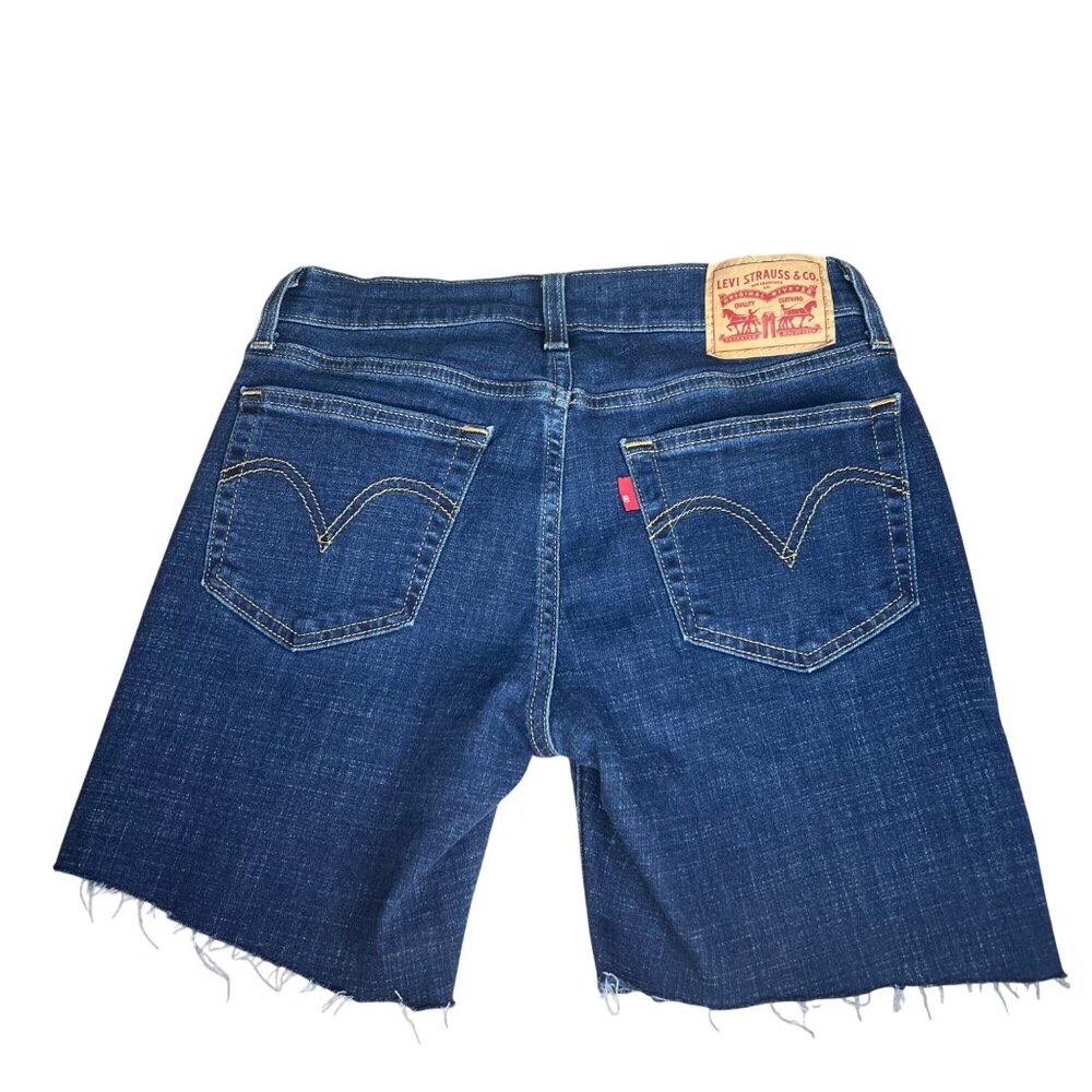 Levi's Cutoff Jean Shorts Size 24 Waist Borrowed From Theh Boys 5.5" Inseam - Picture 5 of 6